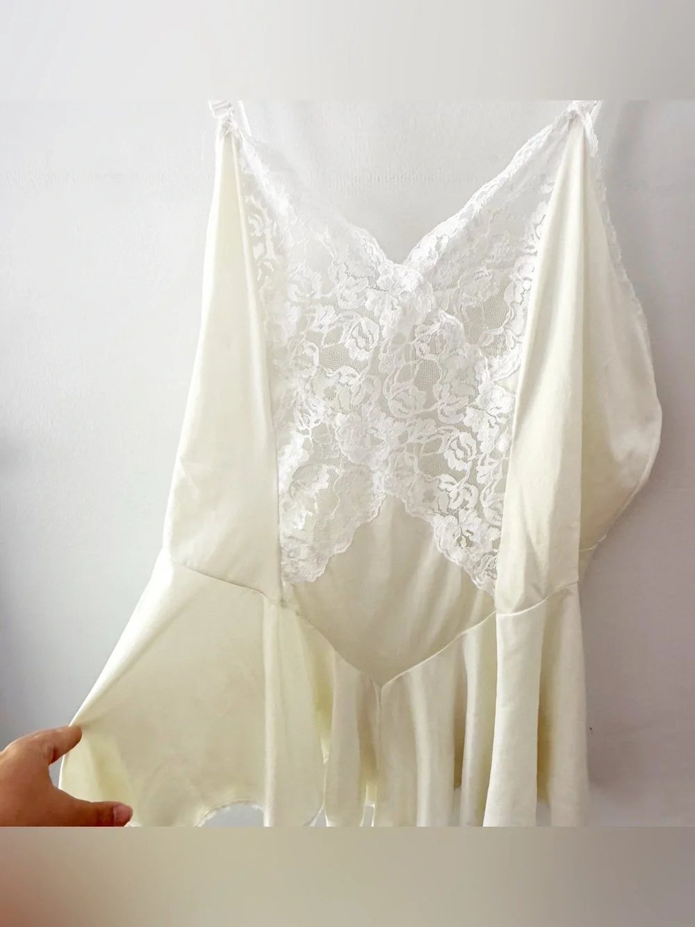 Vintage Women Lace Satin Romper Nightie Sexy Feminine Retro Pinup 70s 80s - Picture 2 of 7